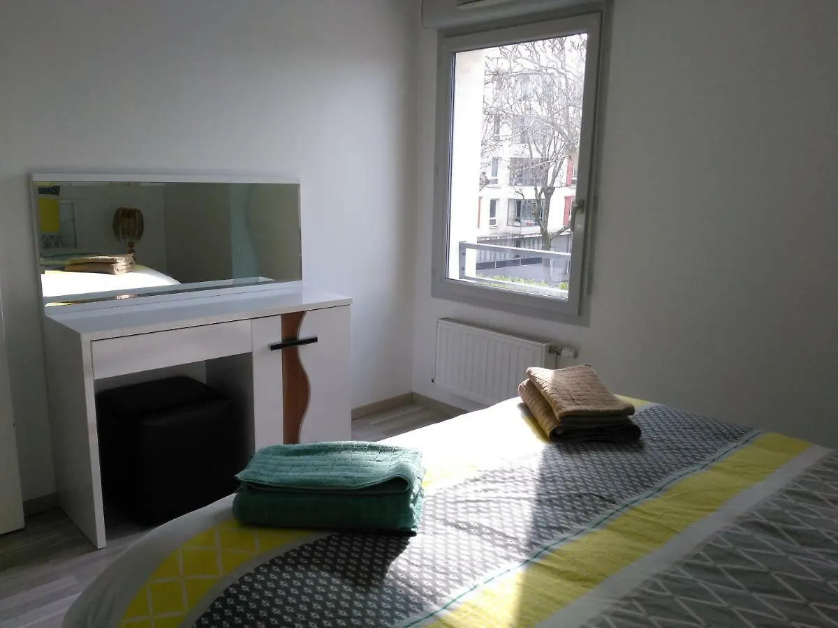 Appartement F3 avec Parking privée Saint-Priest  Francia